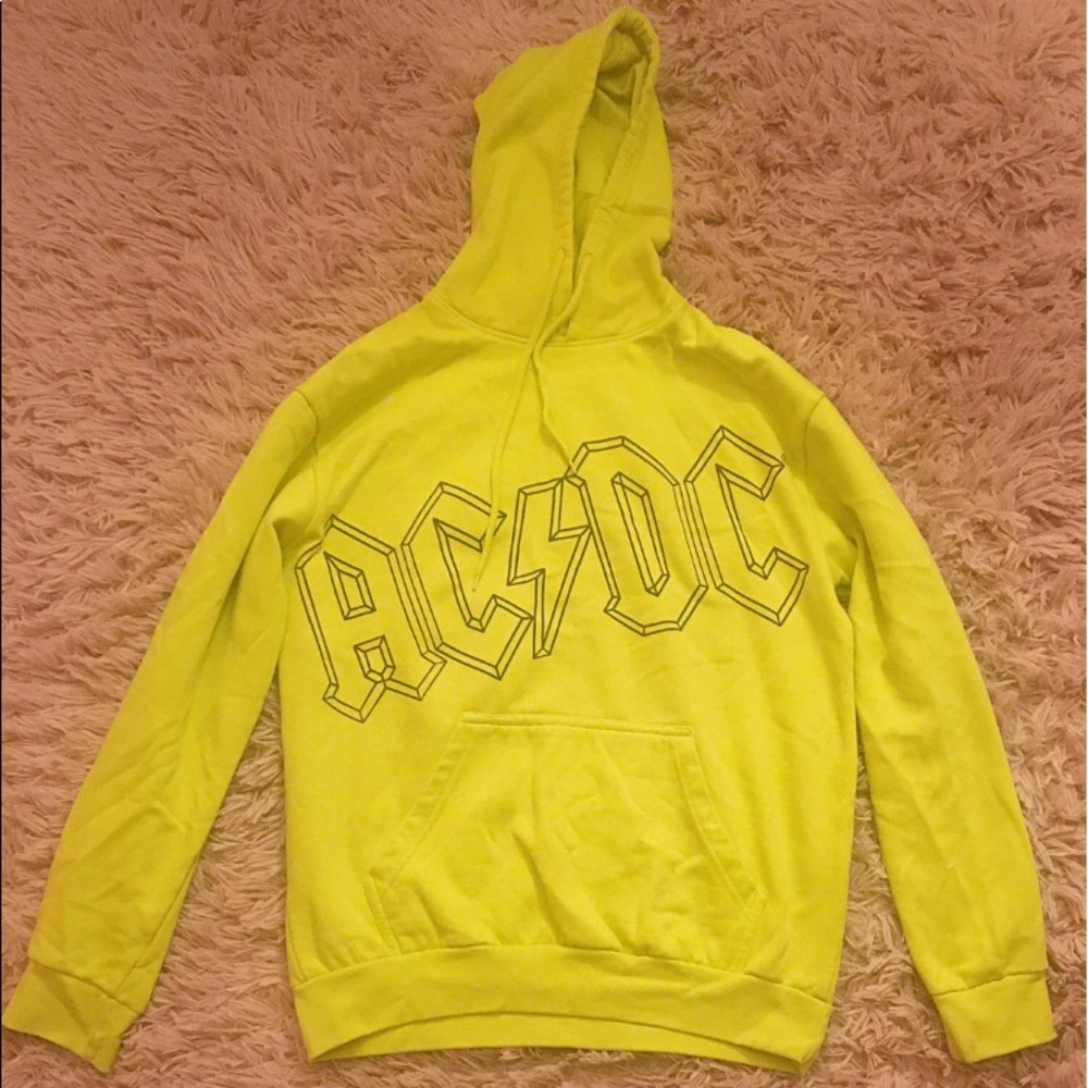A AC/DC sweater